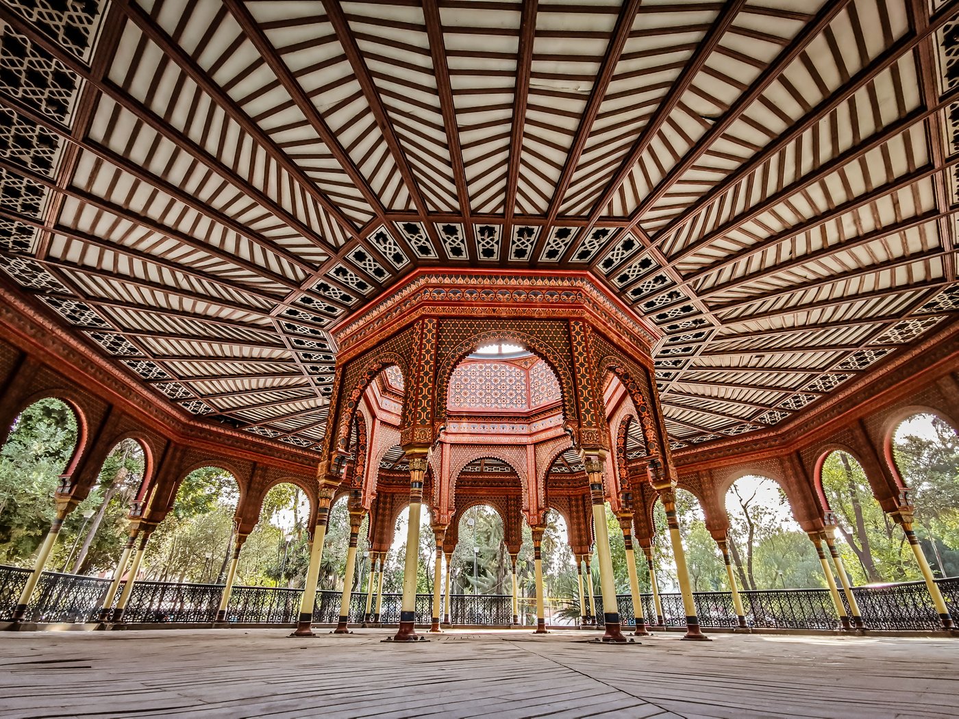 Plaza de España pavilion ceiling