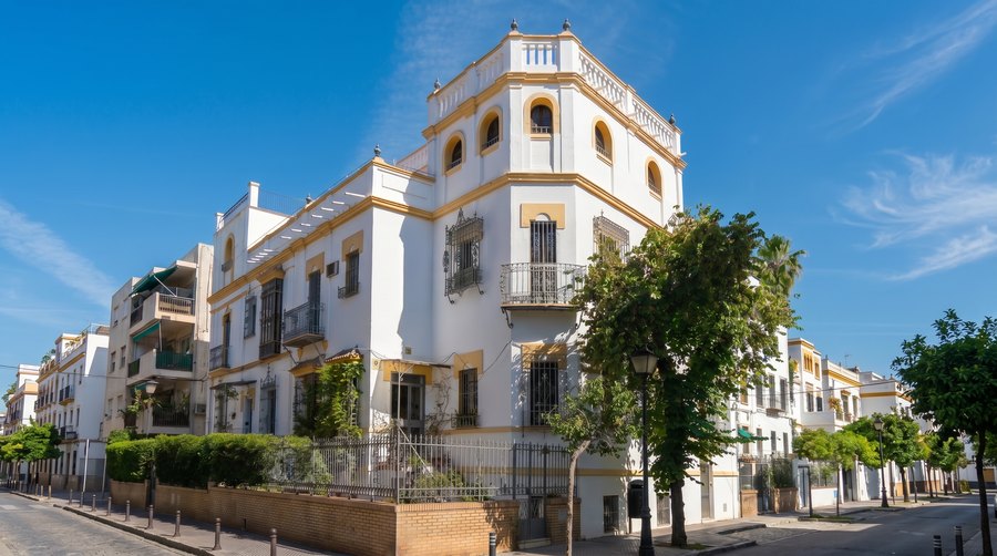 The ICS campus villa in El Porvenir, Seville